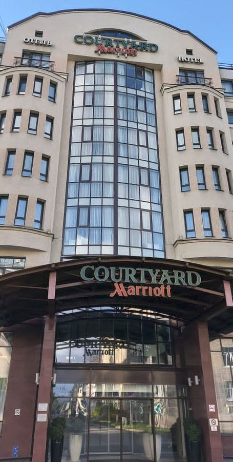 Отель Courtyard By Marriott St. Petersburg